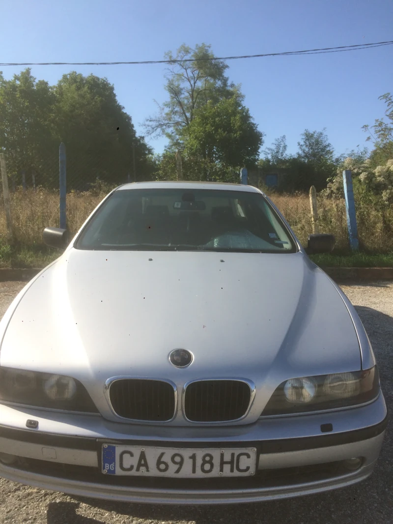 BMW 520, снимка 1 - Автомобили и джипове - 48444314