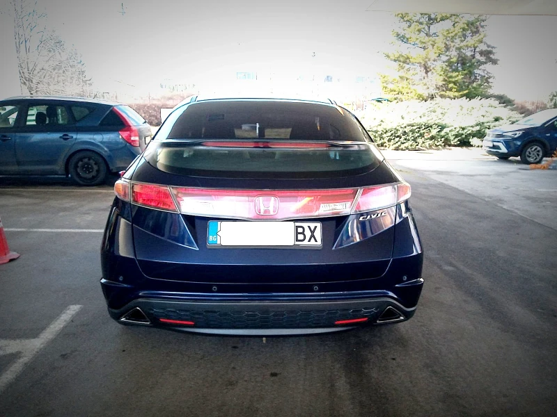 Honda Civic 1.8.ГАЗ.ИНЖ.6 СКОРОСТИ!!!, снимка 6 - Автомобили и джипове - 48987280