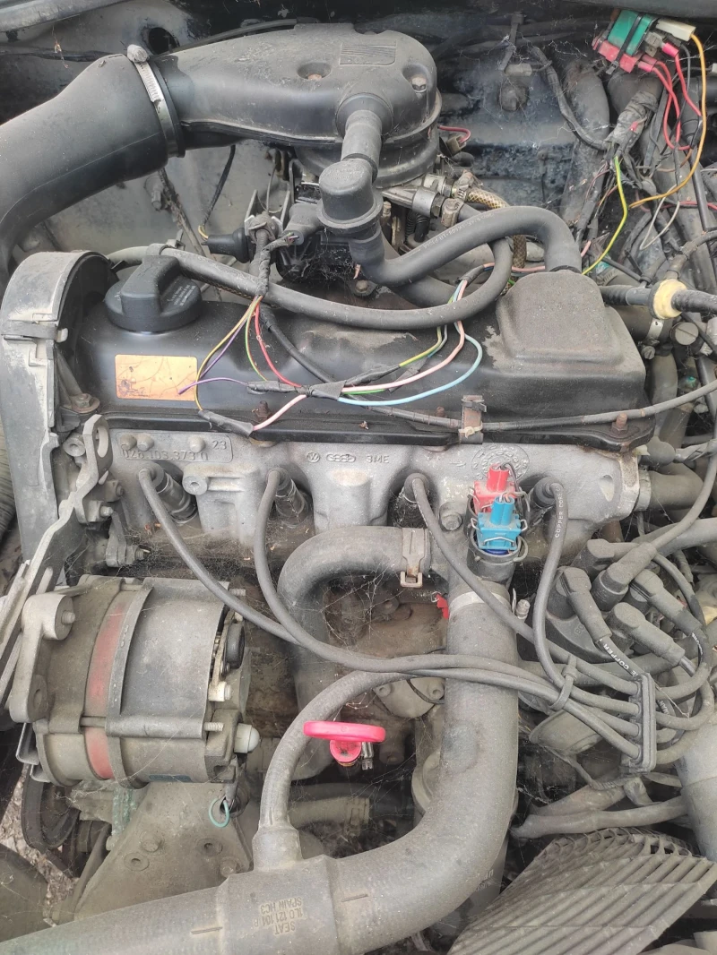 Seat Toledo 1.8i 90к.с., снимка 7 - Автомобили и джипове - 52438181