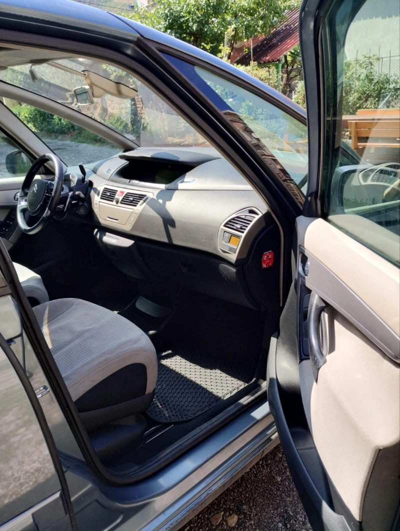 Citroen C4 Picasso, снимка 5 - Автомобили и джипове - 51500024