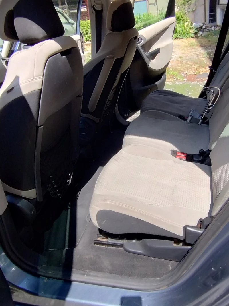 Citroen C4 Picasso, снимка 7 - Автомобили и джипове - 51500024