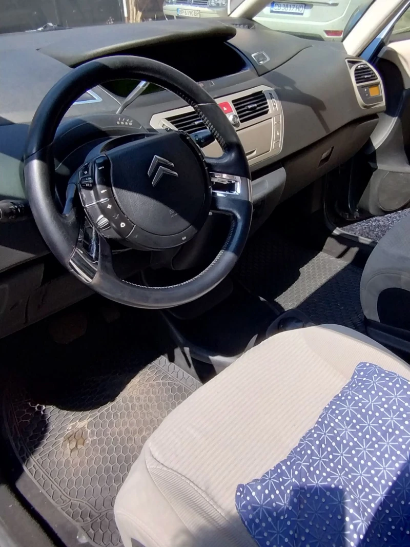 Citroen C4 Picasso, снимка 6 - Автомобили и джипове - 51500024