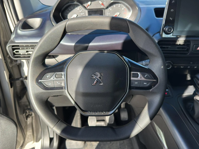 Peugeot Rifter 1.5 Blue-HDi Allure L2, снимка 9 - Автомобили и джипове - 52236403