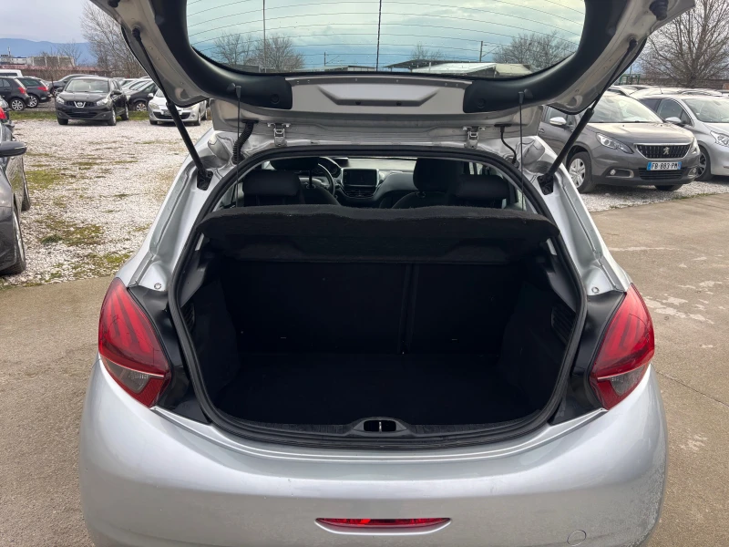Peugeot 208 1.6 HDI / EURO 6, снимка 9 - Автомобили и джипове - 53295189
