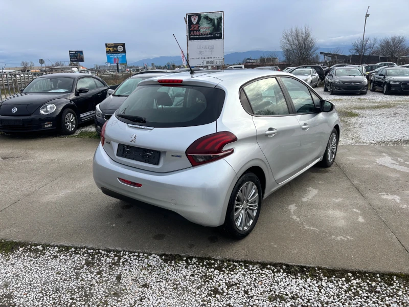 Peugeot 208 1.6 HDI / EURO 6, снимка 3 - Автомобили и джипове - 53295189