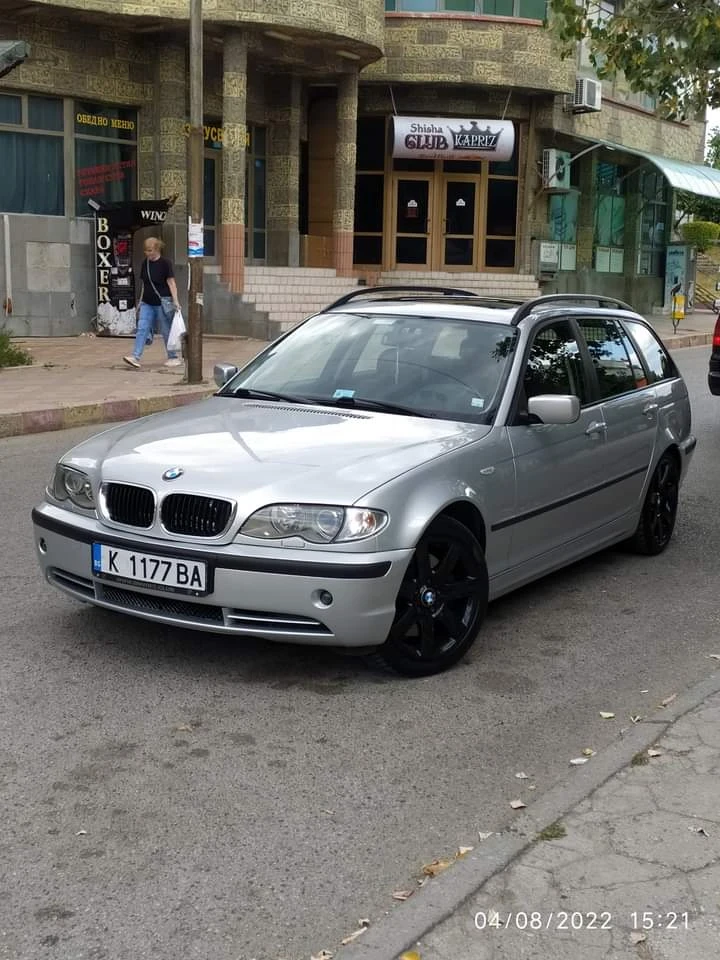 BMW 330, снимка 1 - Автомобили и джипове - 48458811