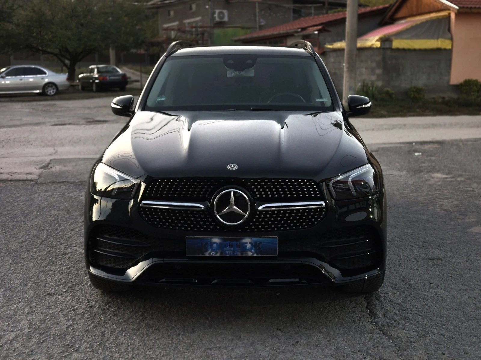 Mercedes-Benz GLE 400d AMG LINE  - изображение 2