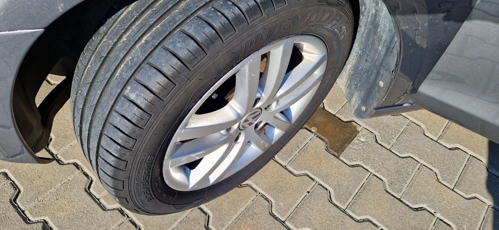 VW Golf 1.6 TDI 105 k.c | Mobile.bg — изображение 14