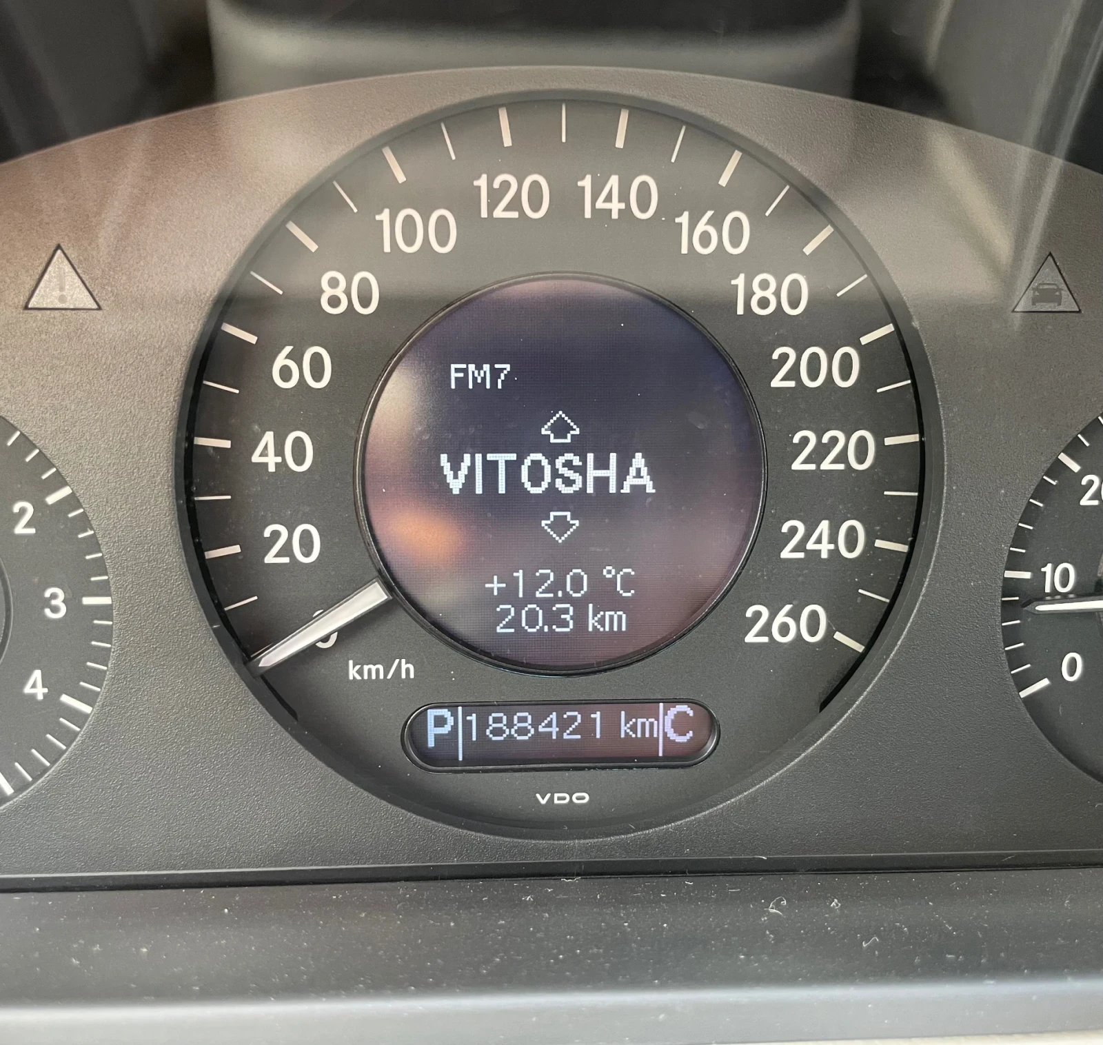 Mercedes-Benz E 200 | Mobile.bg   15