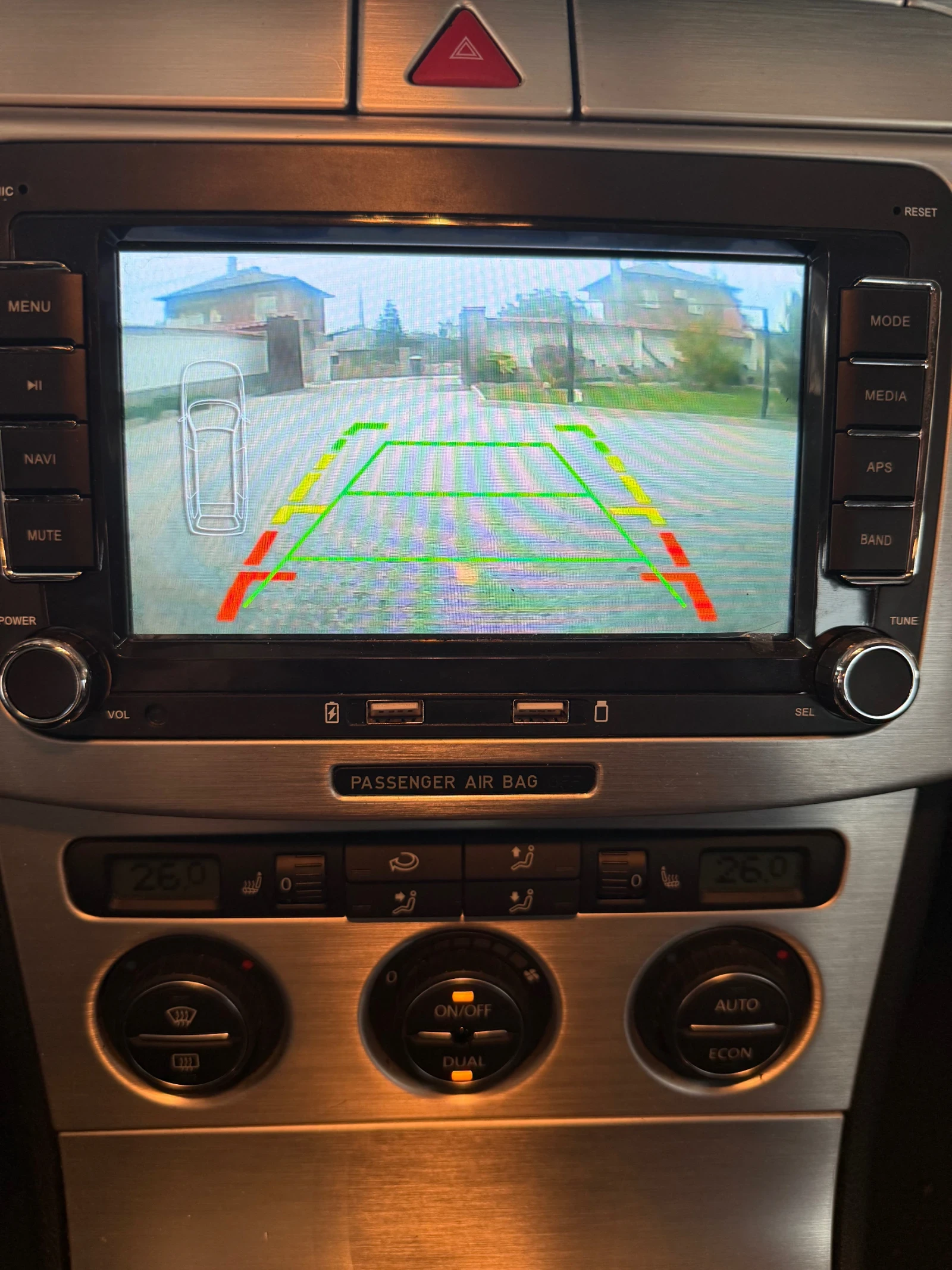 VW Passat 2.0 TDI 140кс DSG NAVI CAM  | Mobile.bg — изображение 13