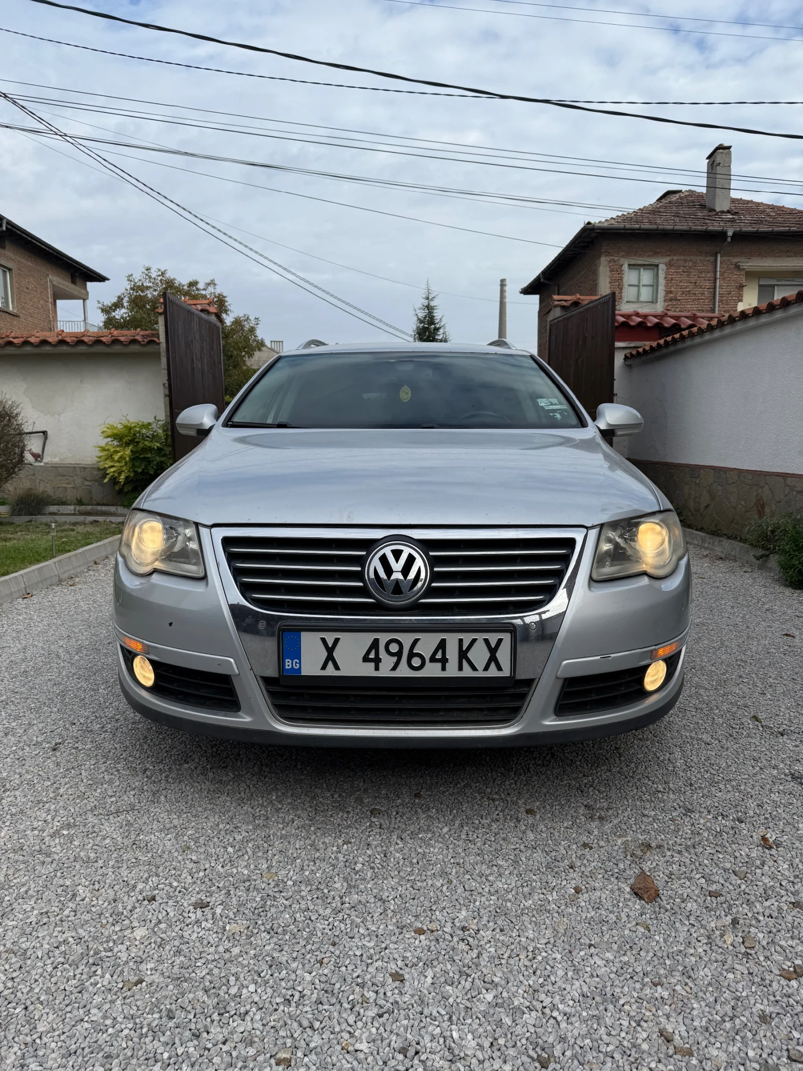 VW Passat 2.0 TDI 140кс DSG NAVI CAM  | Mobile.bg — изображение 2
