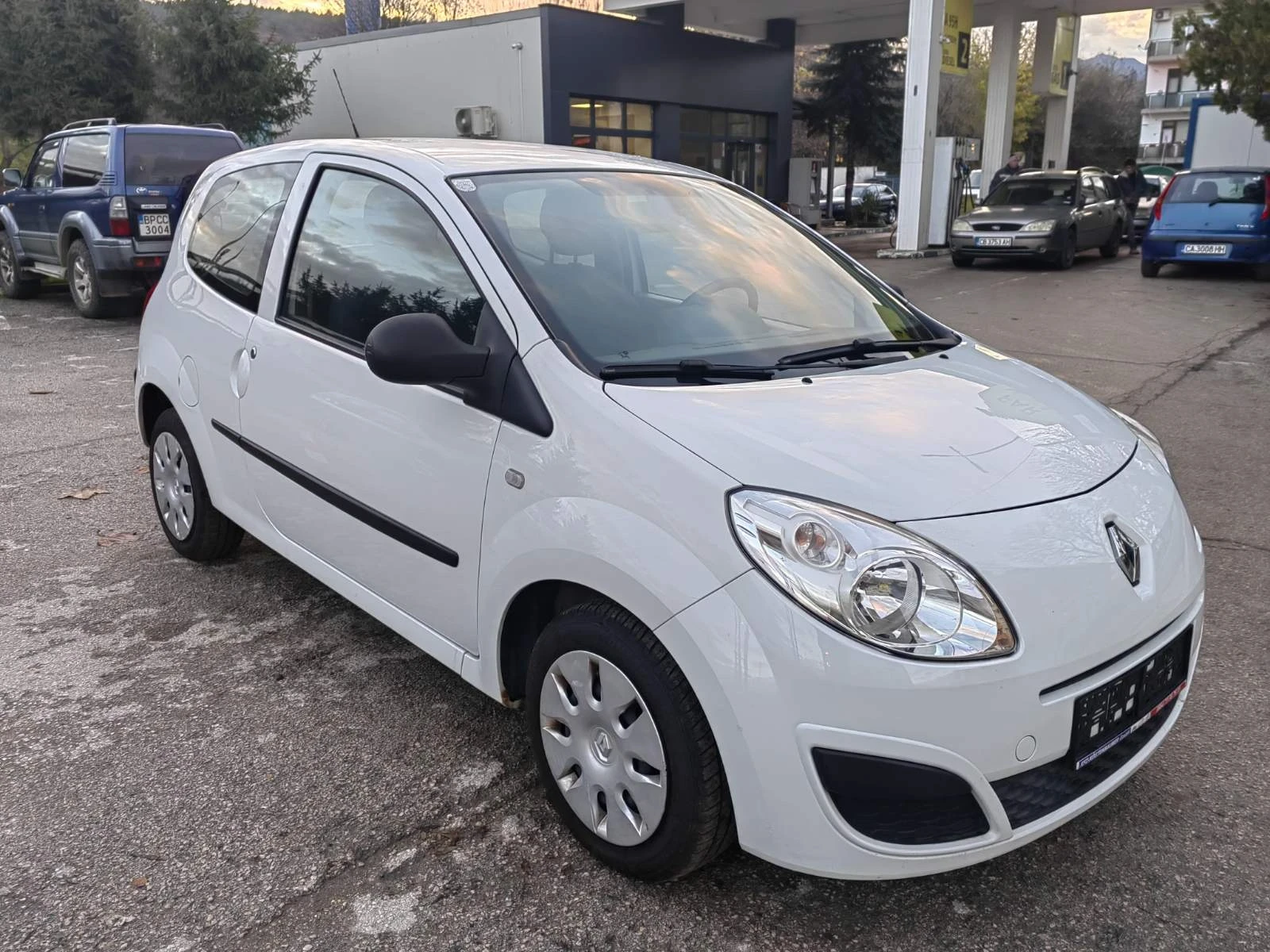 Renault Twingo 1.2i !Реални Километри! - изображение 3