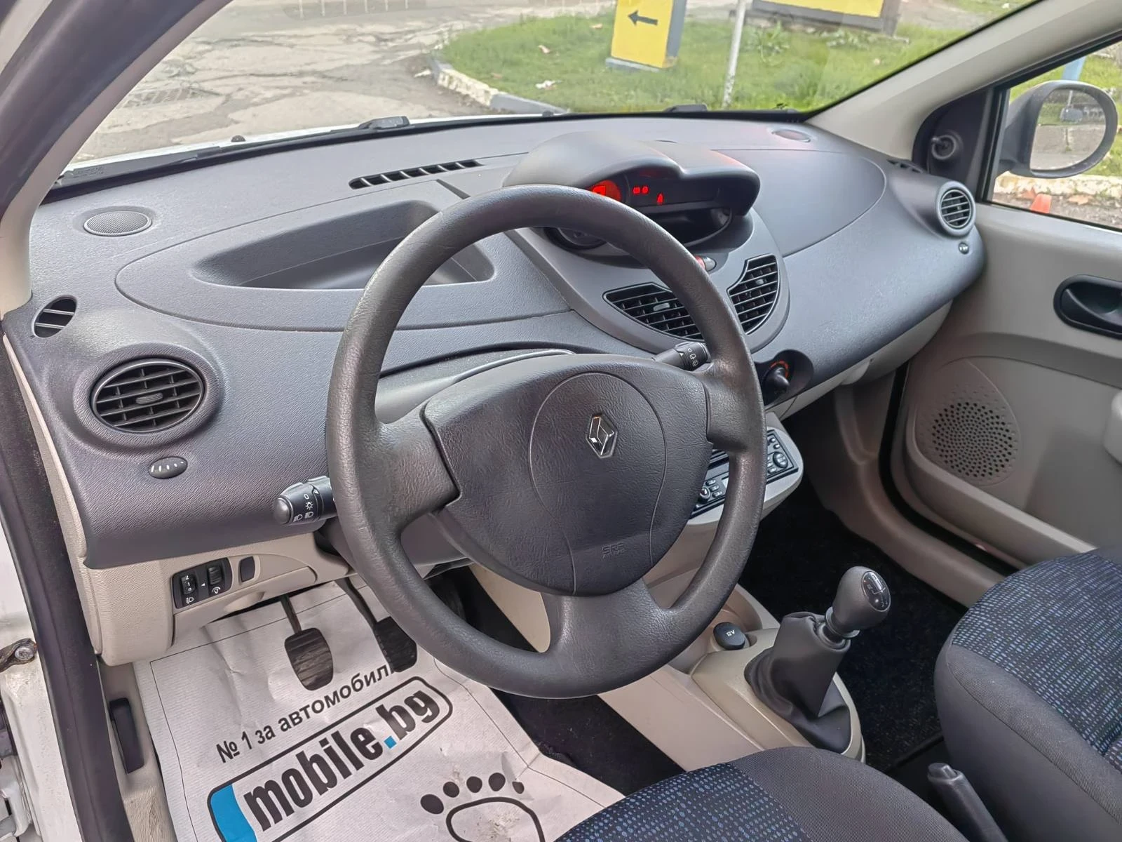 Renault Twingo 1.2i !Реални Километри! - изображение 10