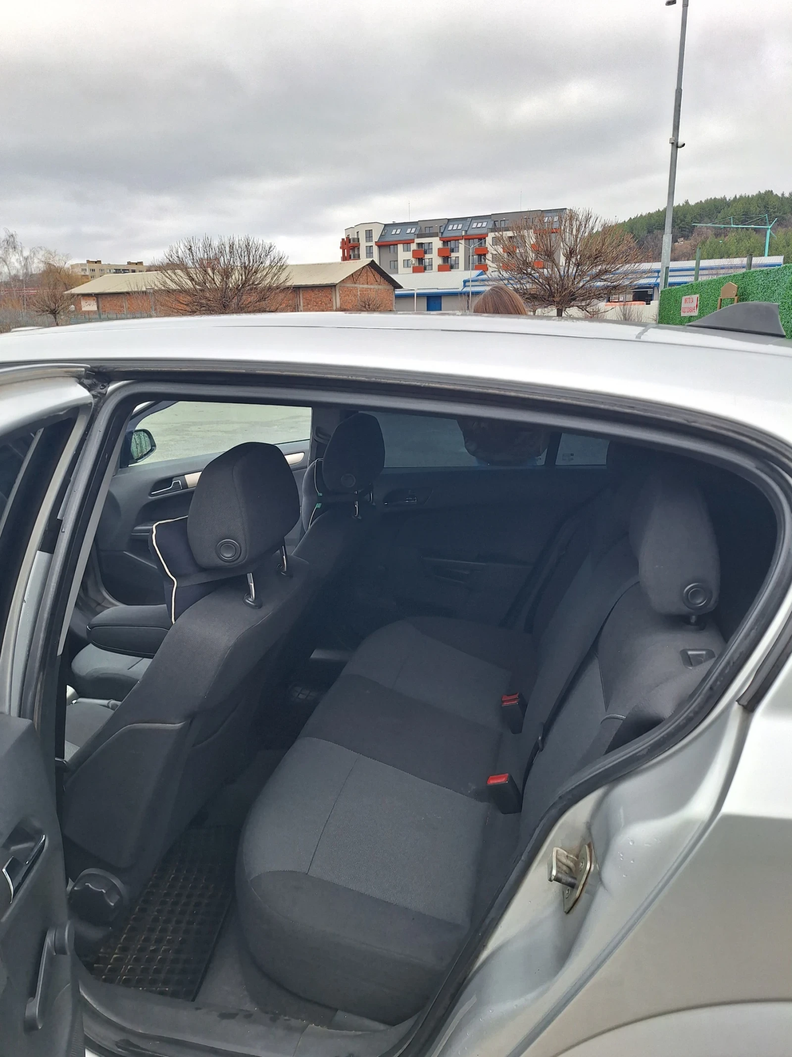 Opel Astra Facelift - изображение 7