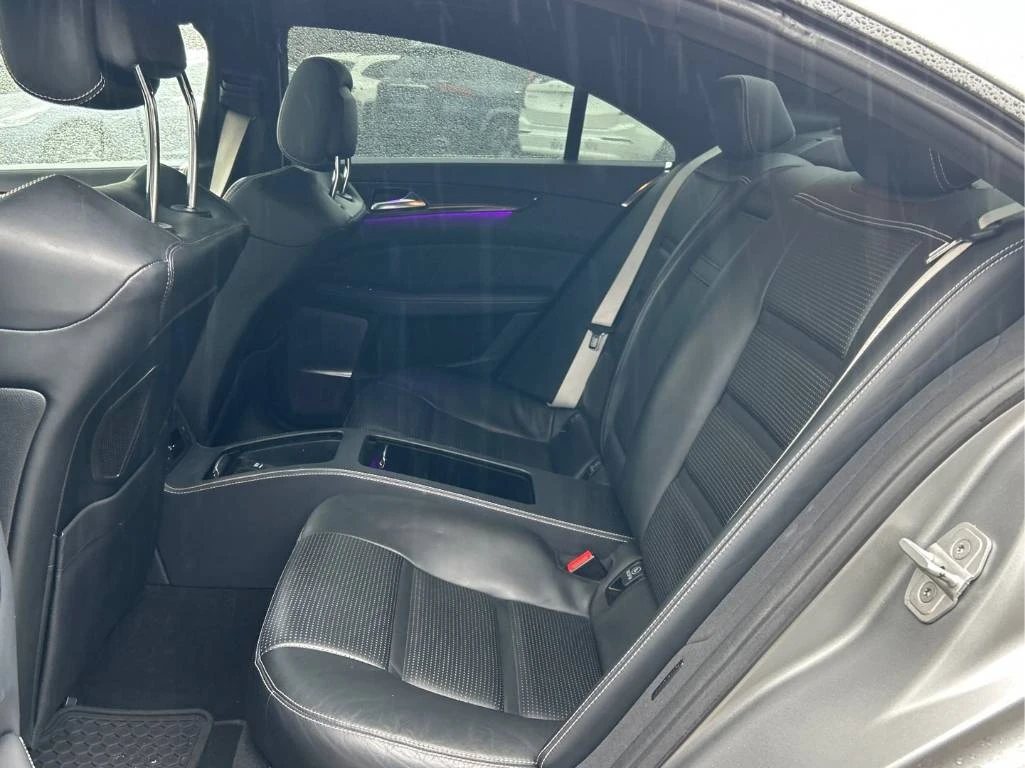 Mercedes-Benz CLS 63 AMG S * CARFAX* CARBON * Bang & Olufsen * CARPLAY, снимка 8 - Автомобили и джипове - 53897108