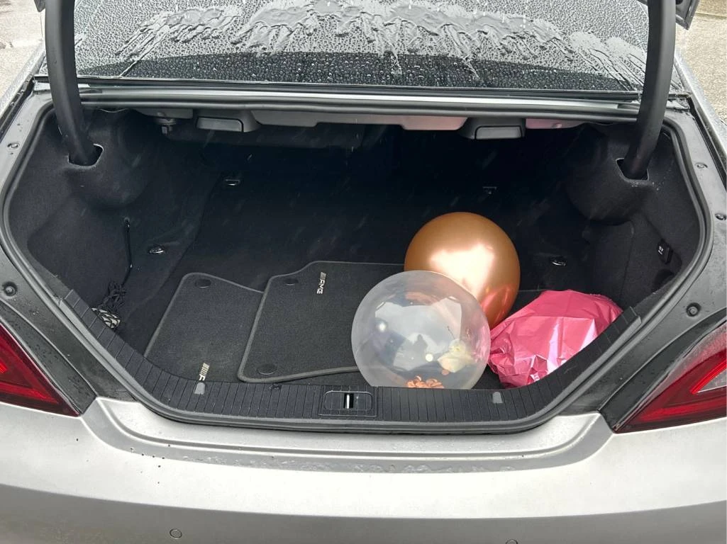 Mercedes-Benz CLS 63 AMG S * CARFAX* CARBON * Bang & Olufsen * CARPLAY, снимка 15 - Автомобили и джипове - 53897108