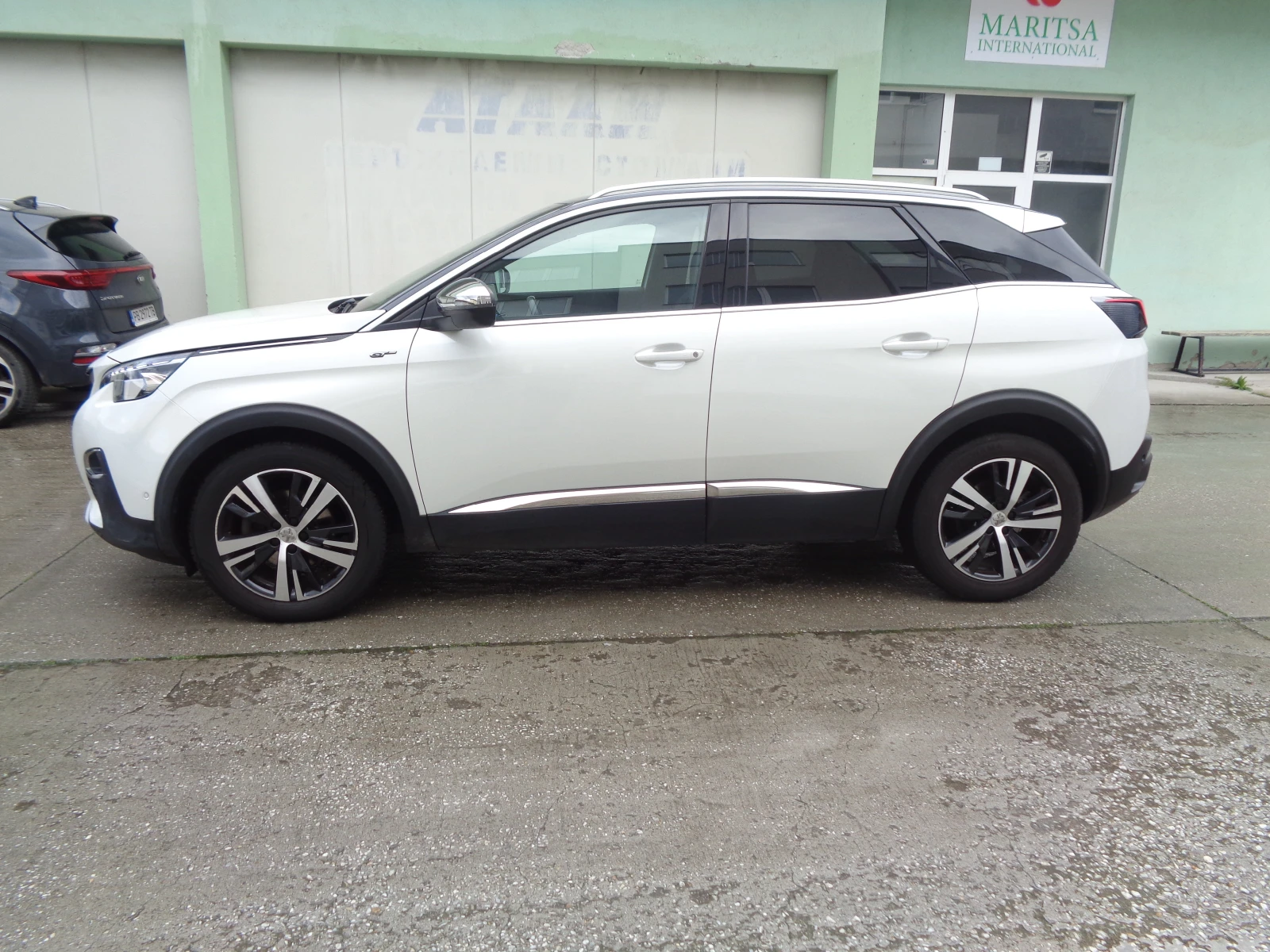 Peugeot 3008 2.0HDI-GT LINE-180-EAT8-FULL PACK-NAVI-AVTOMAT, снимка 7 - Автомобили и джипове - 54114017