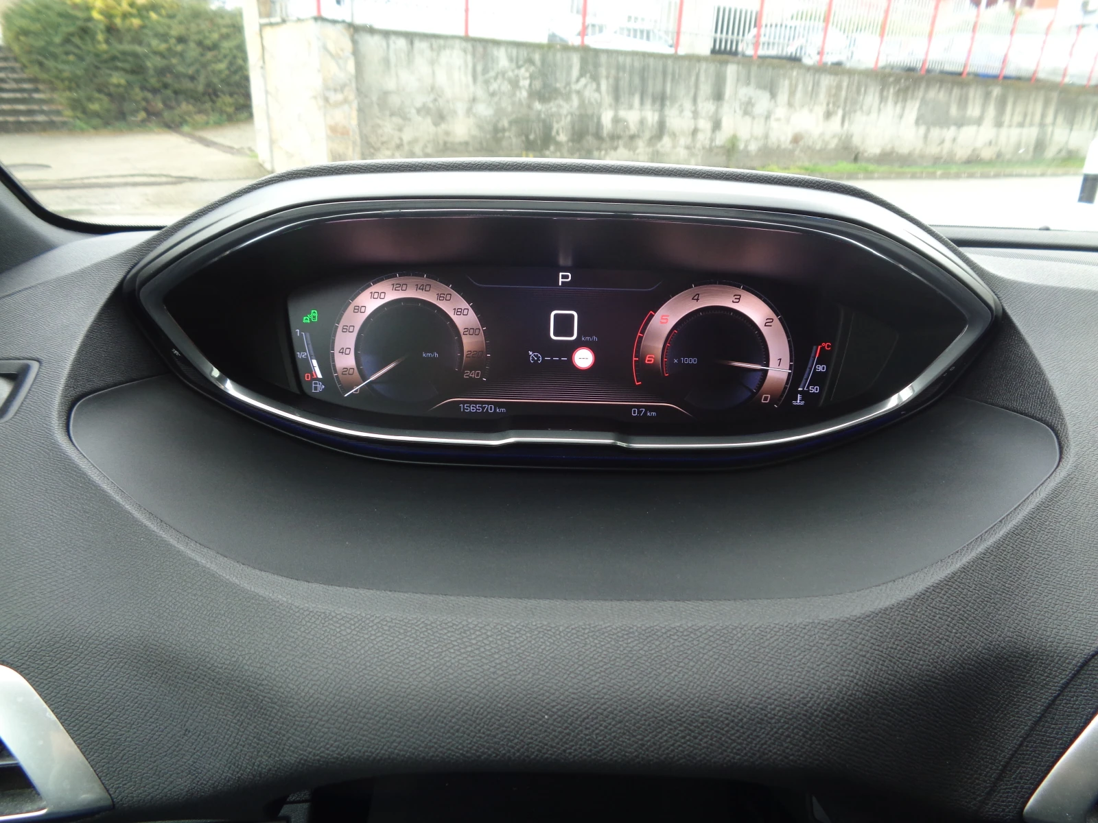 Peugeot 3008 2.0HDI-GT LINE-180-EAT8-FULL PACK-NAVI-AVTOMAT, снимка 17 - Автомобили и джипове - 54114017