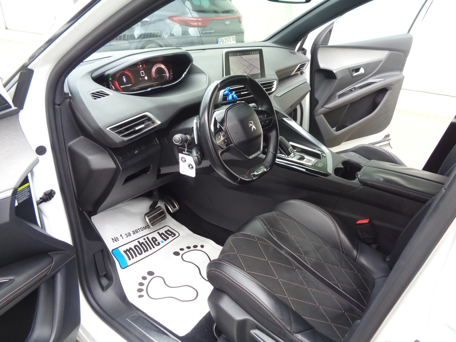 Peugeot 3008 2.0HDI-GT LINE-180-EAT8-FULL PACK-NAVI-AVTOMAT, снимка 10 - Автомобили и джипове - 54114017