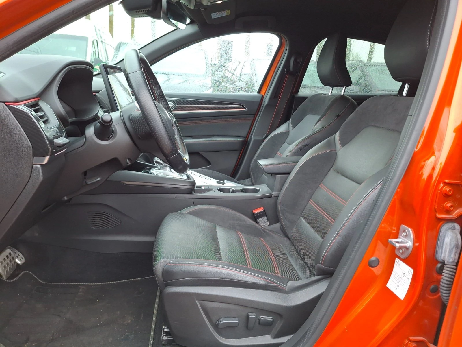 Renault Arkana 1.6 Zen - Hybrid, снимка 7 - Автомобили и джипове - 54120161