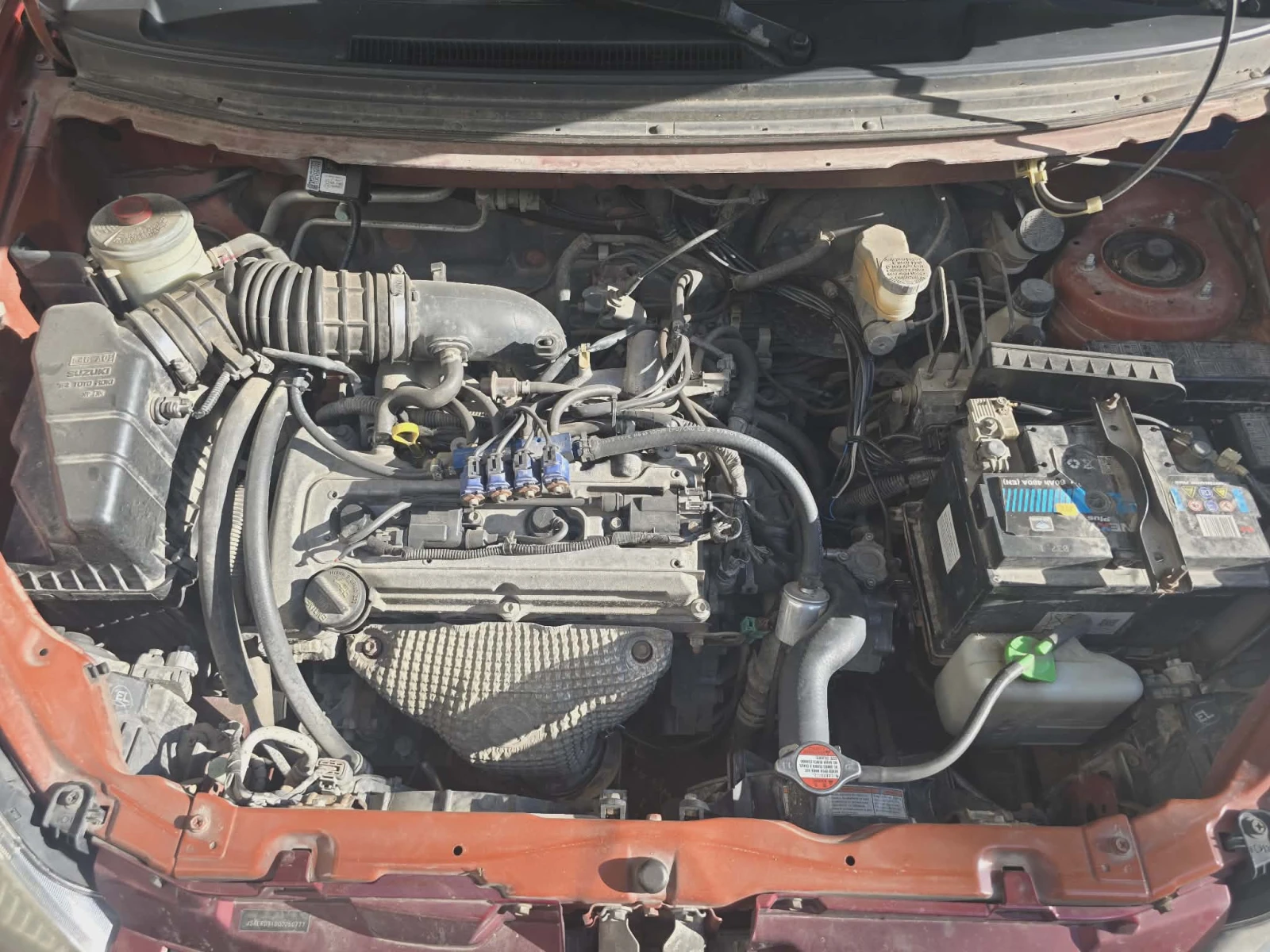 Suzuki Liana 1.6, снимка 9 - Автомобили и джипове - 54178352