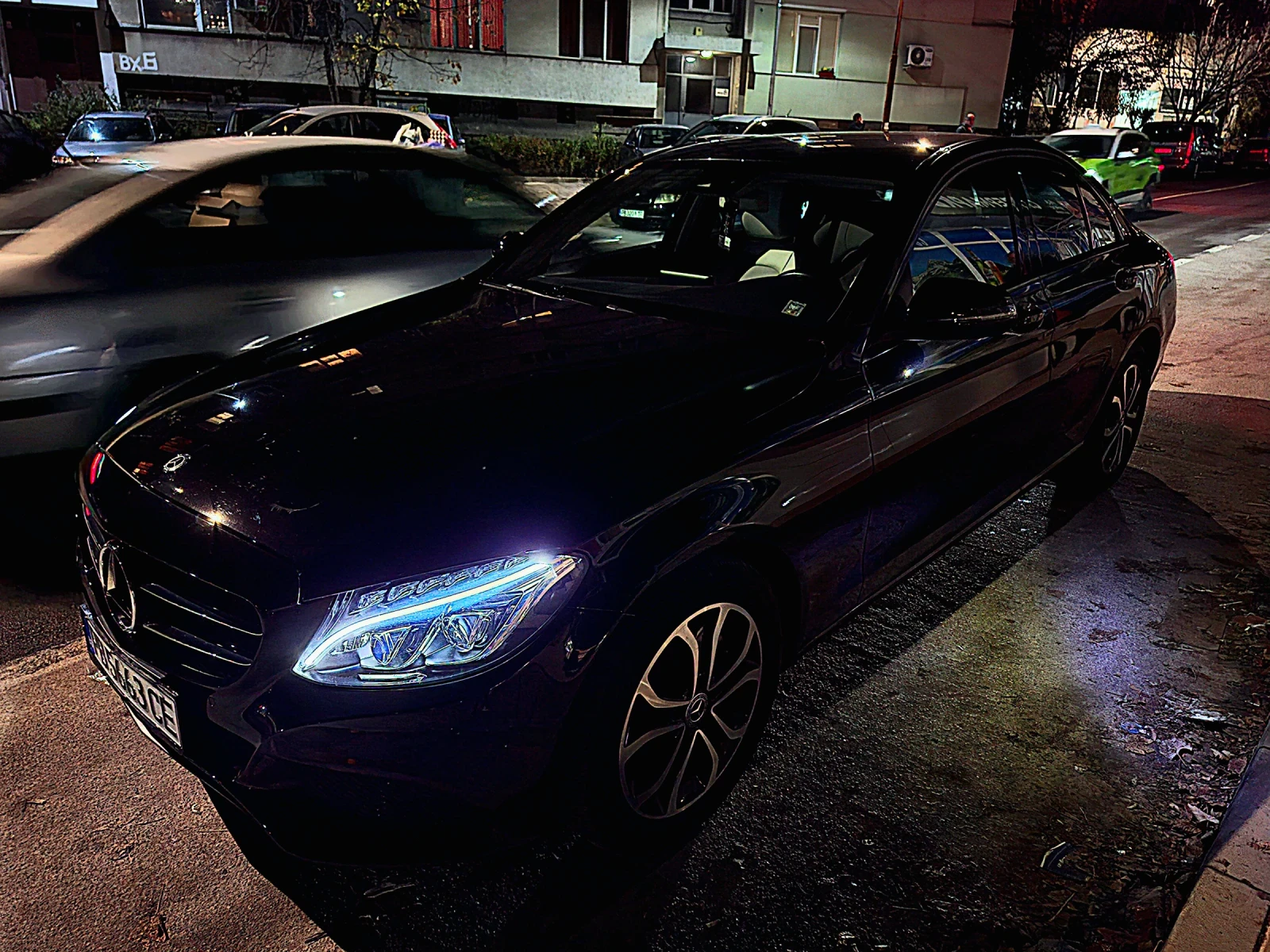 Mercedes-Benz C 220 W205 fullpack 2019, снимка 4 - Автомобили и джипове - 54318300