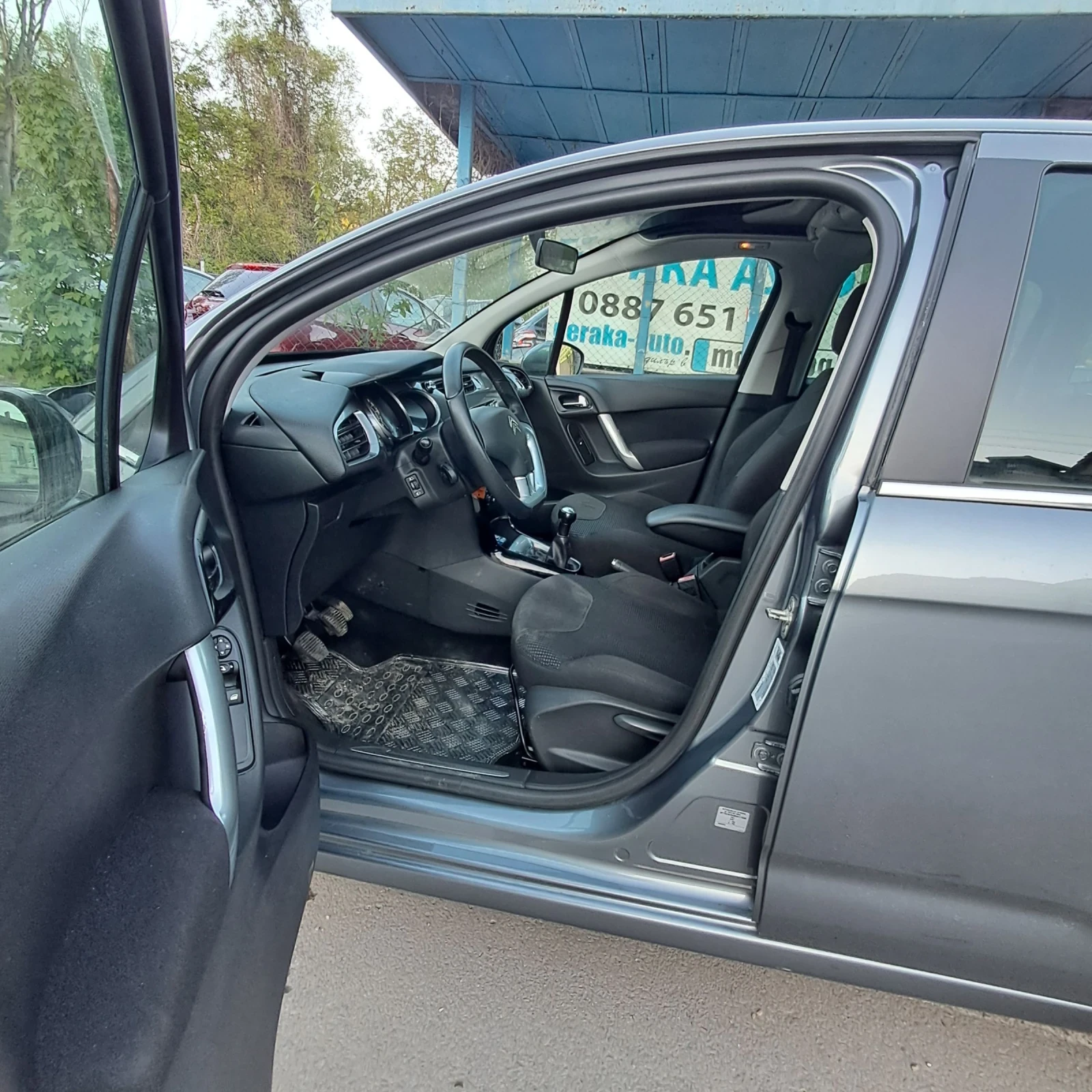 Citroen C3 Ексклозив 1.4HDI, снимка 11 - Автомобили и джипове - 54558830