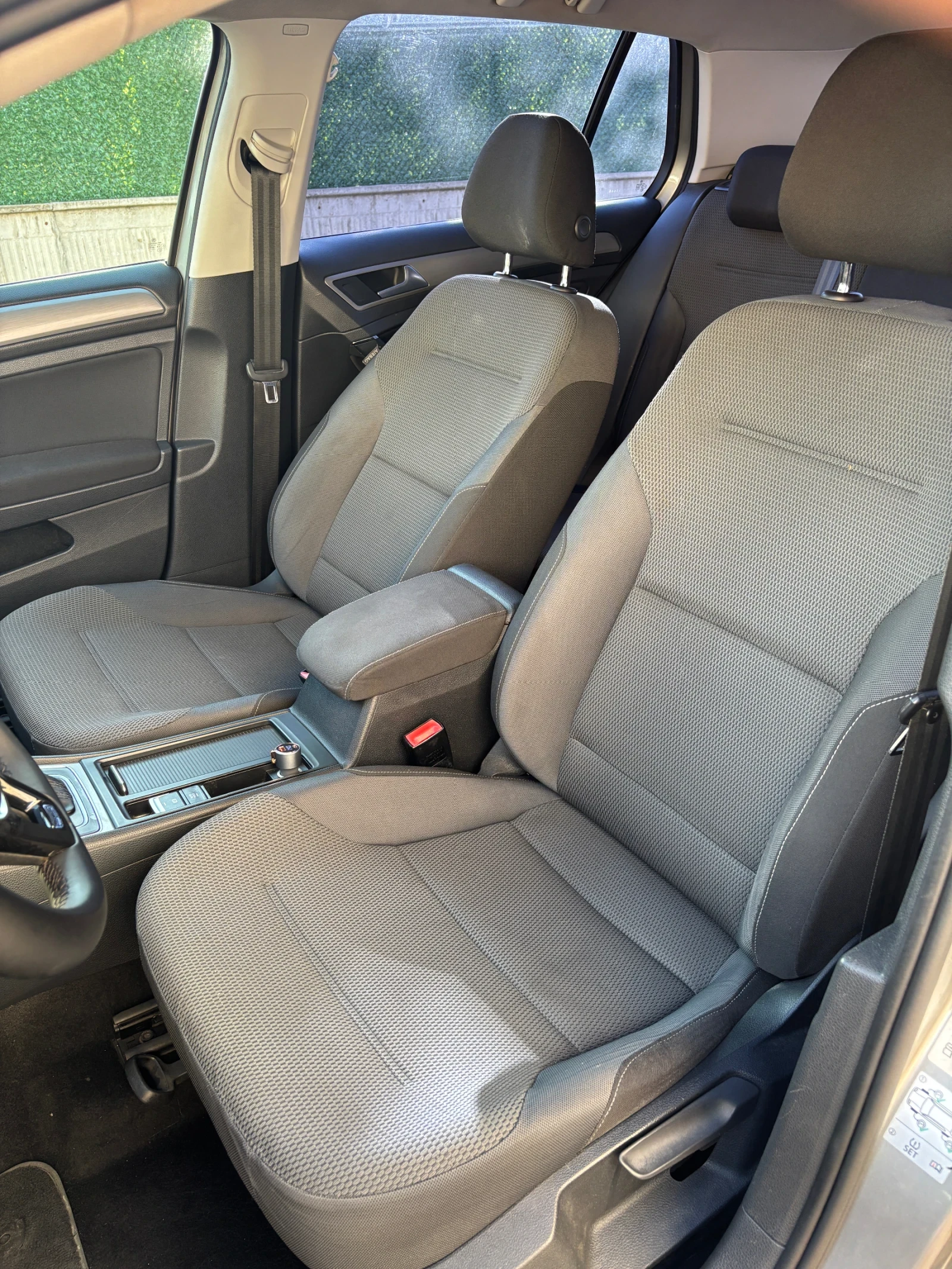 VW Golf, снимка 10 - Автомобили и джипове - 54693497