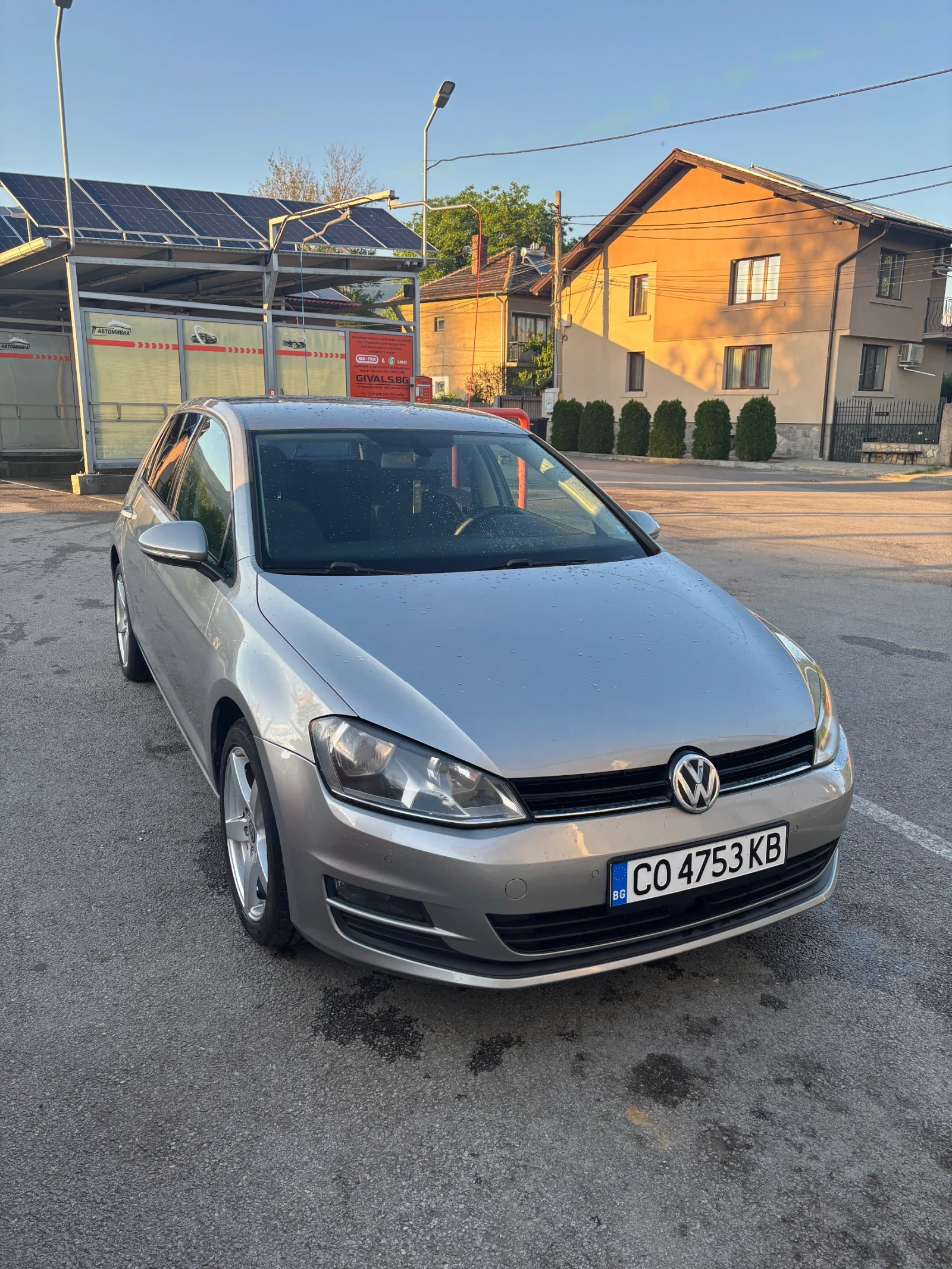 VW Golf