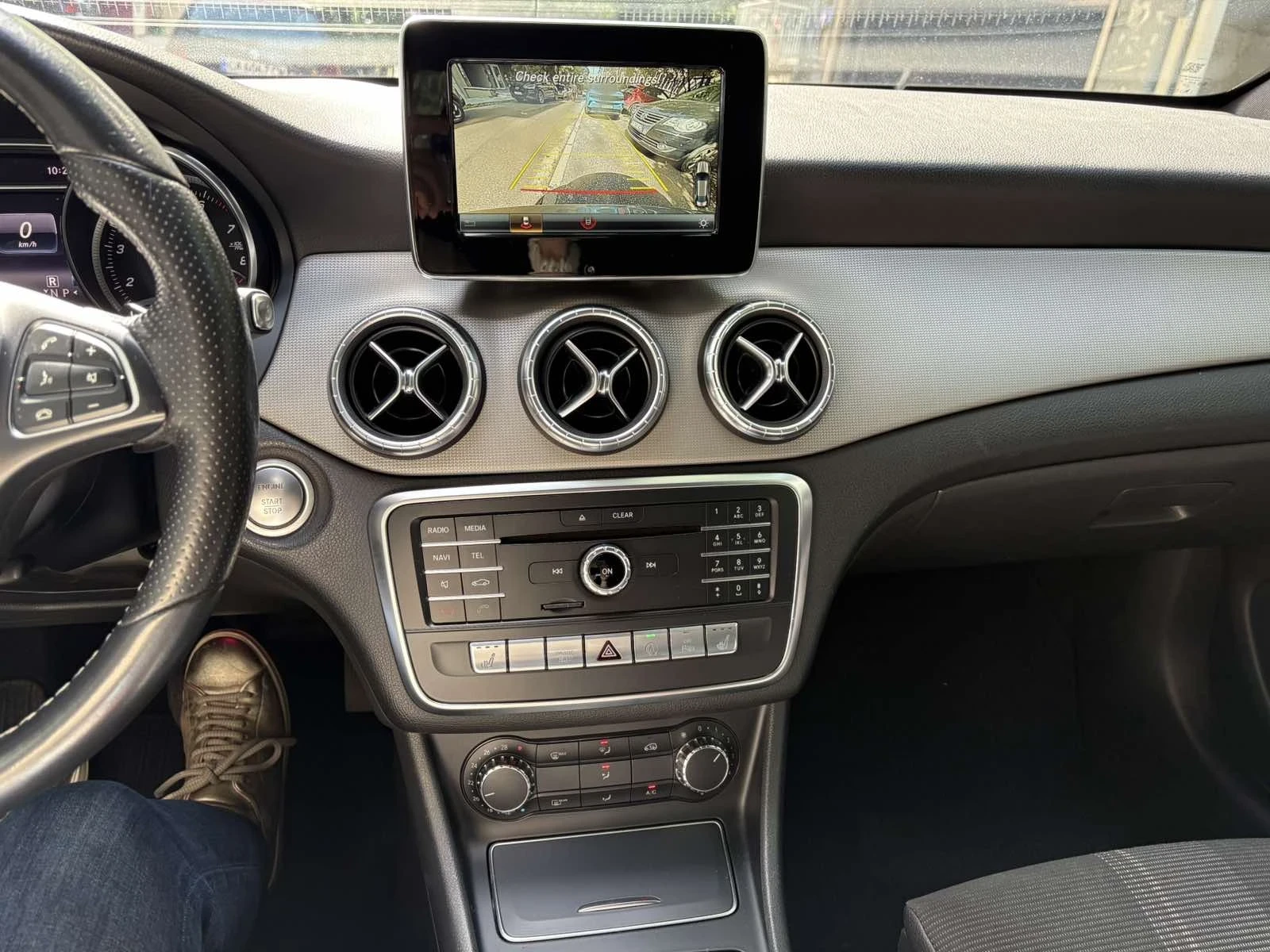 Mercedes-Benz CLA 200 Регистрирана / Перфектна, снимка 10 - Автомобили и джипове - 54956952