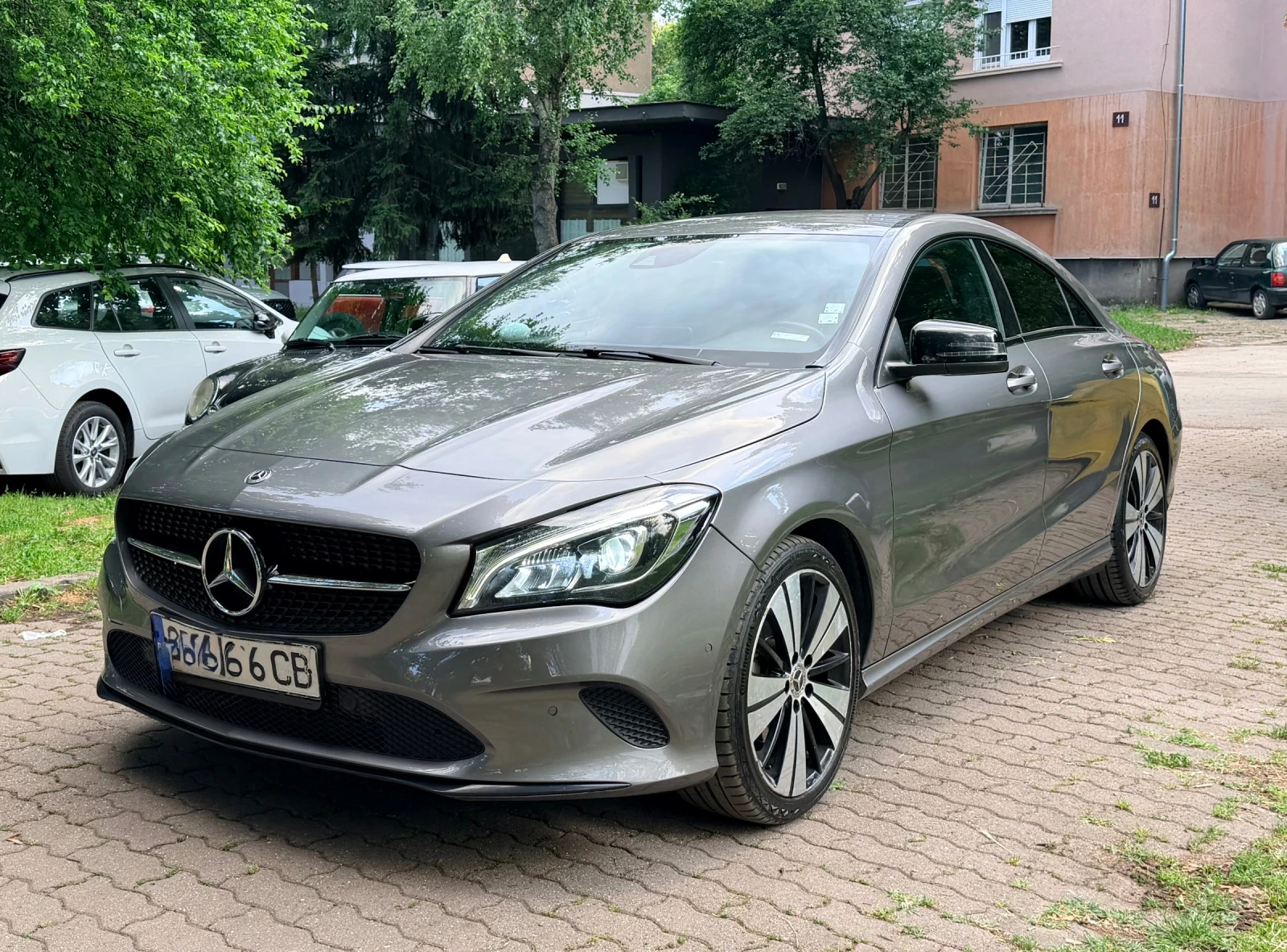 Mercedes-Benz CLA 200 Регистрирана / Перфектна