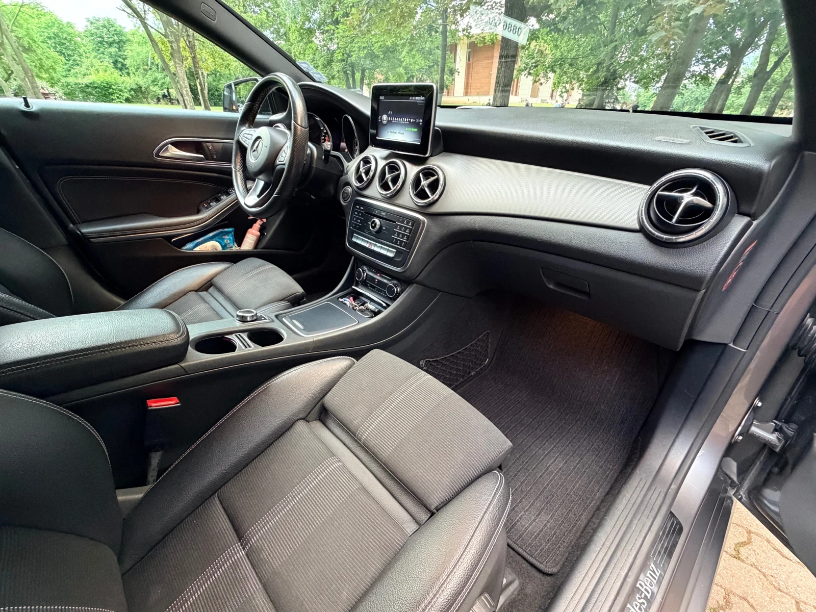 Mercedes-Benz CLA 200 Регистрирана / Перфектна, снимка 13 - Автомобили и джипове - 54956952