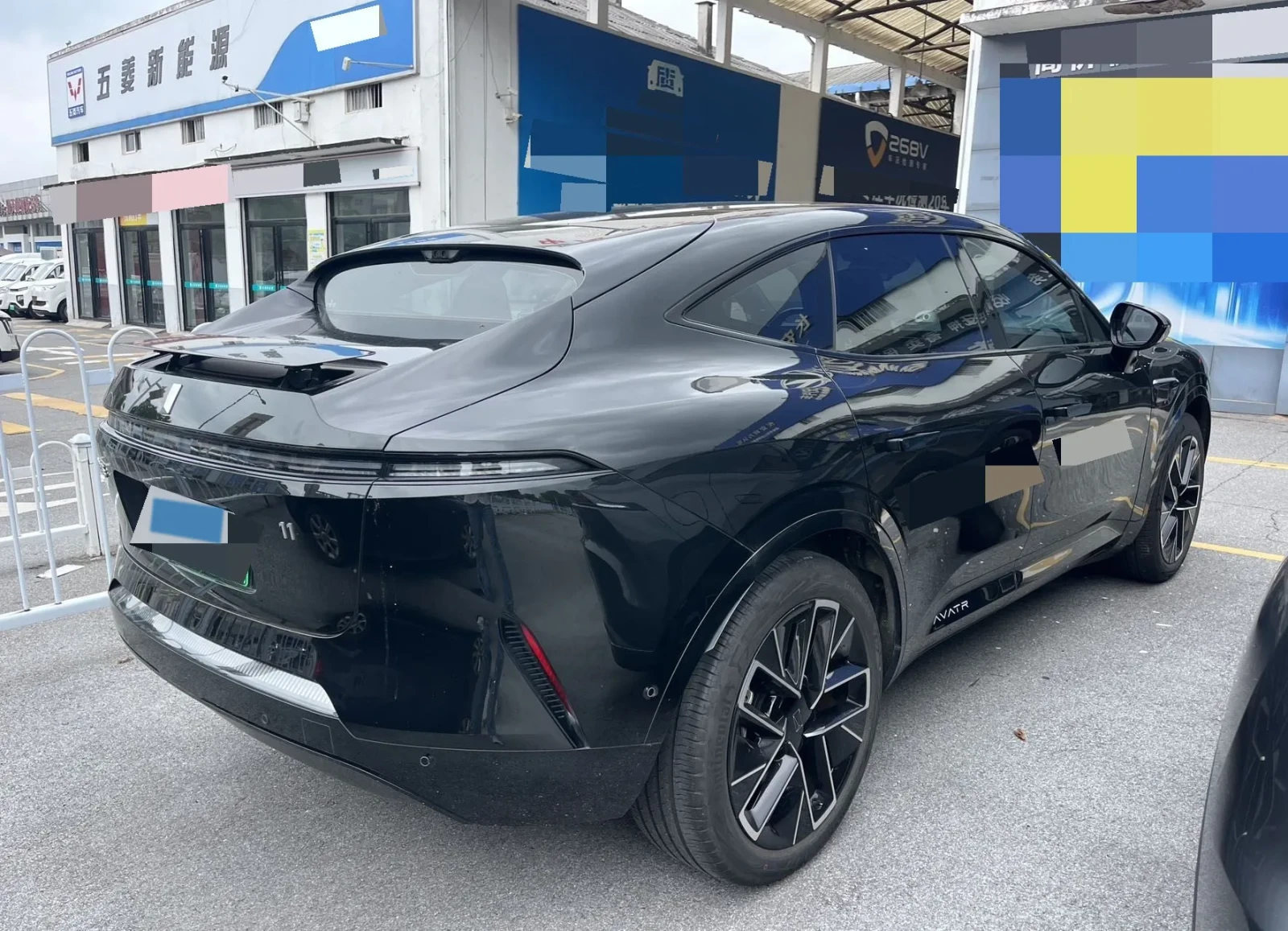 Avatr 11 AWD MAX Edition 116.79 kWh, снимка 4 - Автомобили и джипове - 55074064