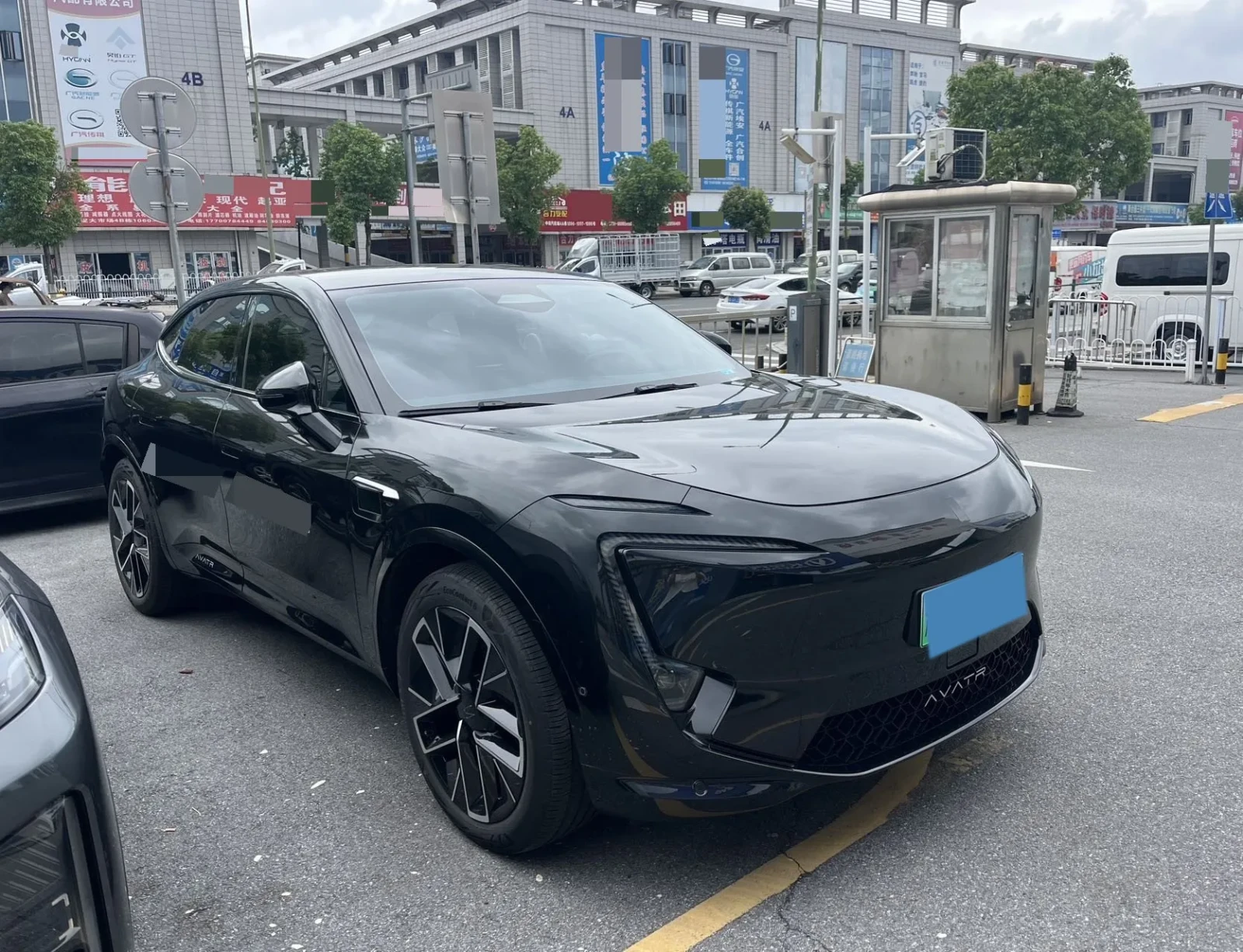 Avatr 11 AWD MAX Edition 116.79 kWh, снимка 3 - Автомобили и джипове - 55074064