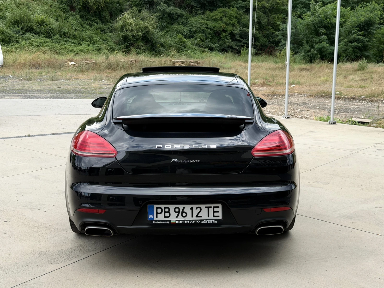 Porsche Panamera Facelift!Годишно Автокаско!Обслужен!, снимка 4 - Автомобили и джипове - 55290456