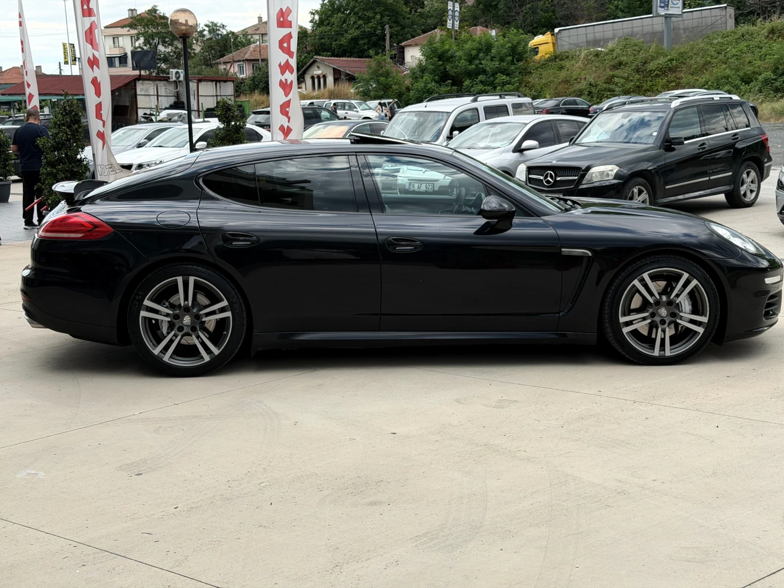 Porsche Panamera Facelift!Годишно Автокаско!Обслужен!, снимка 6 - Автомобили и джипове - 55290456