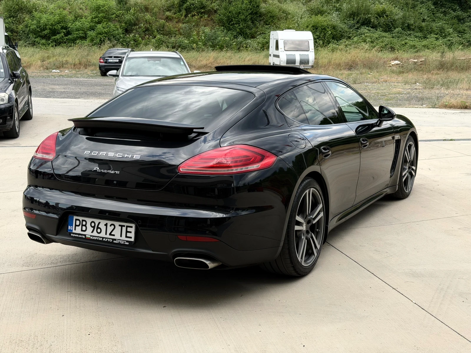 Porsche Panamera Facelift!Годишно Автокаско!Обслужен!, снимка 5 - Автомобили и джипове - 55290456