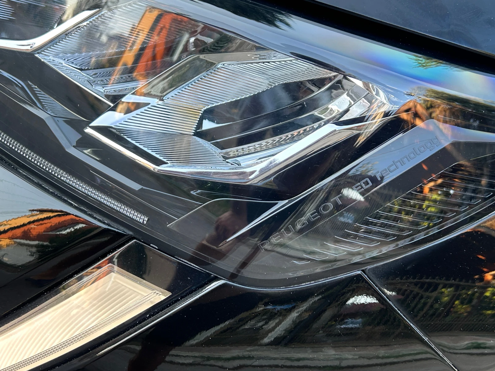 Peugeot 208 1, 6GT LINE BLUE HDI, снимка 9 - Автомобили и джипове - 55633413