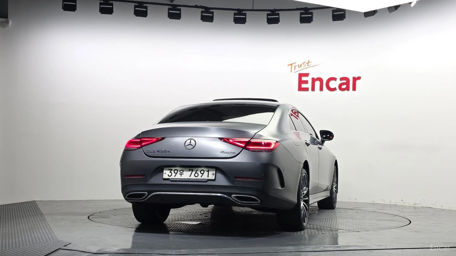 Mercedes-Benz CLS 400 d* 4MATIC* AMG-LINE* DISTRONIC* 360CAM* BURMESTER*, снимка 4 - Автомобили и джипове - 55642534