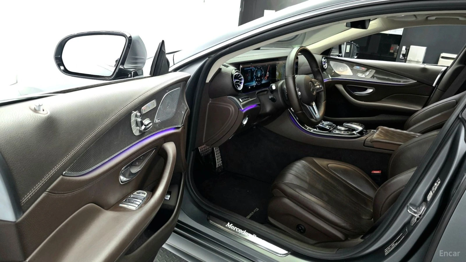 Mercedes-Benz CLS 400 d* 4MATIC* AMG-LINE* DISTRONIC* 360CAM* BURMESTER*, снимка 5 - Автомобили и джипове - 55642534