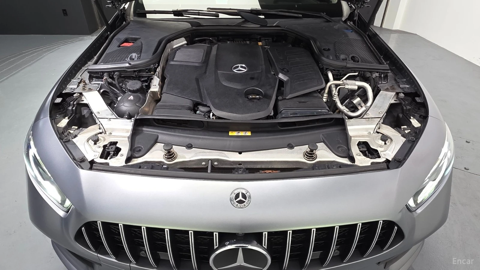Mercedes-Benz CLS 400 d* 4MATIC* AMG-LINE* DISTRONIC* 360CAM* BURMESTER*, снимка 17 - Автомобили и джипове - 55642534