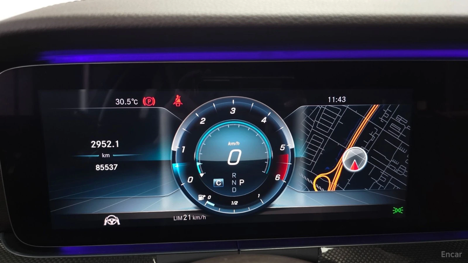 Mercedes-Benz CLS 400 d* 4MATIC* AMG-LINE* DISTRONIC* 360CAM* BURMESTER*, снимка 8 - Автомобили и джипове - 55642534