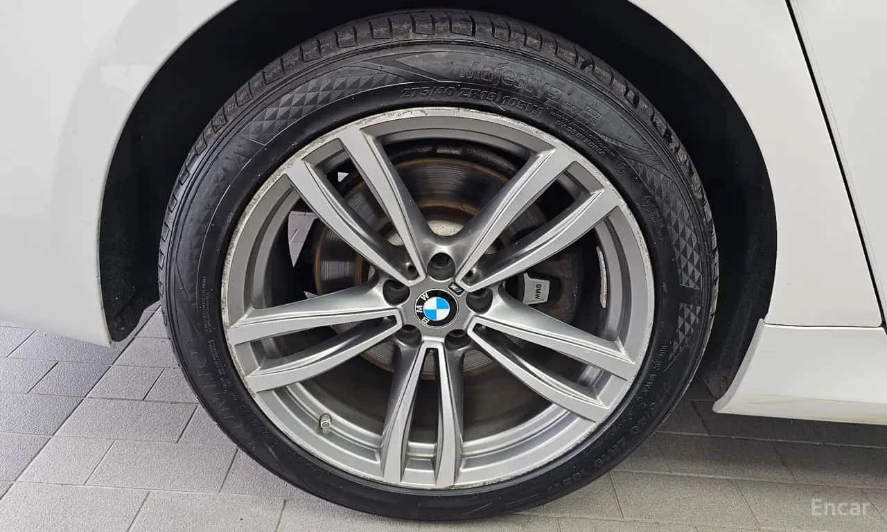 BMW 740 * 740d xDrive M Sport * ЦЕНА ДО БГ, снимка 5 - Автомобили и джипове - 55789992