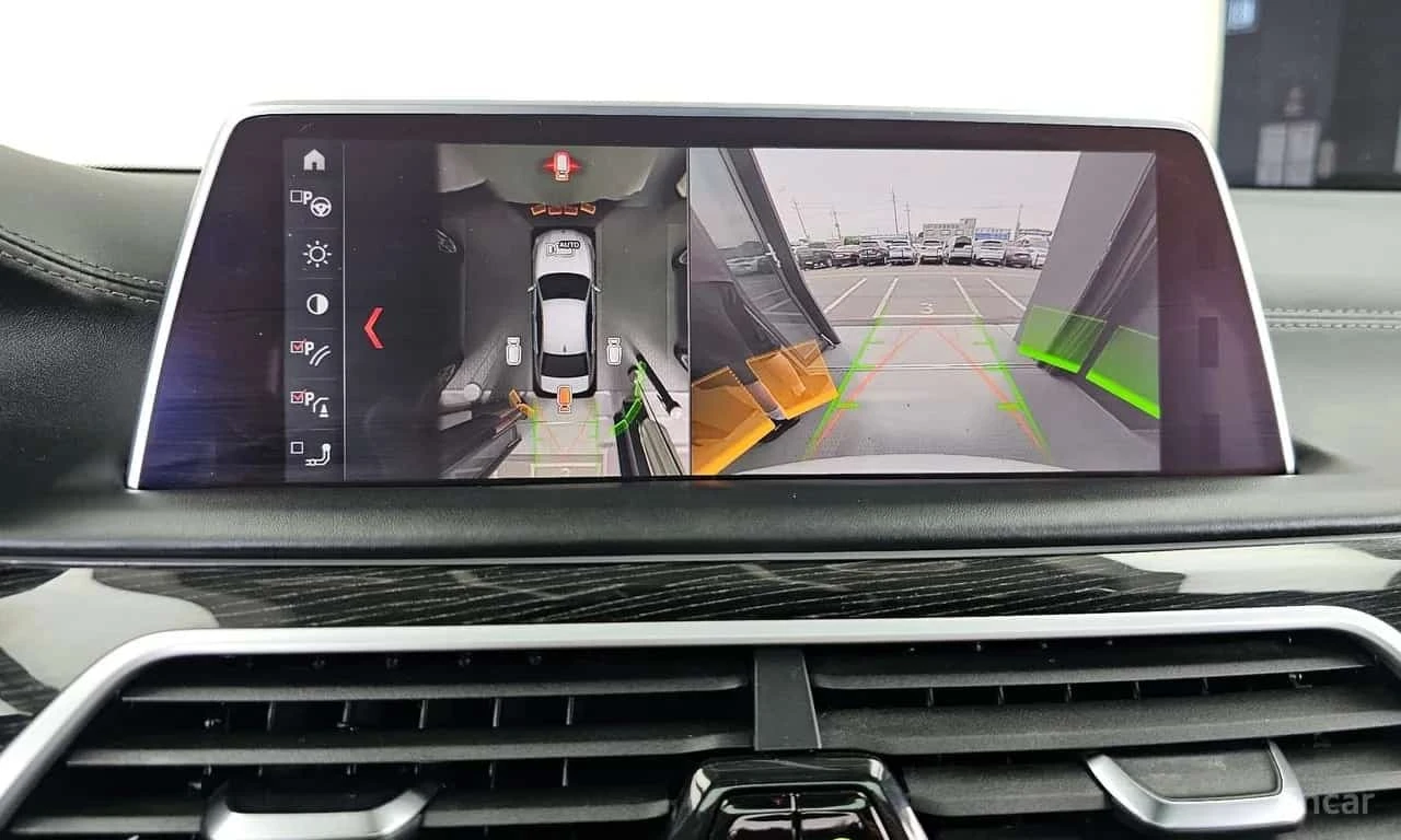 BMW 740 * 740d xDrive M Sport * ЦЕНА ДО БГ, снимка 13 - Автомобили и джипове - 55789992