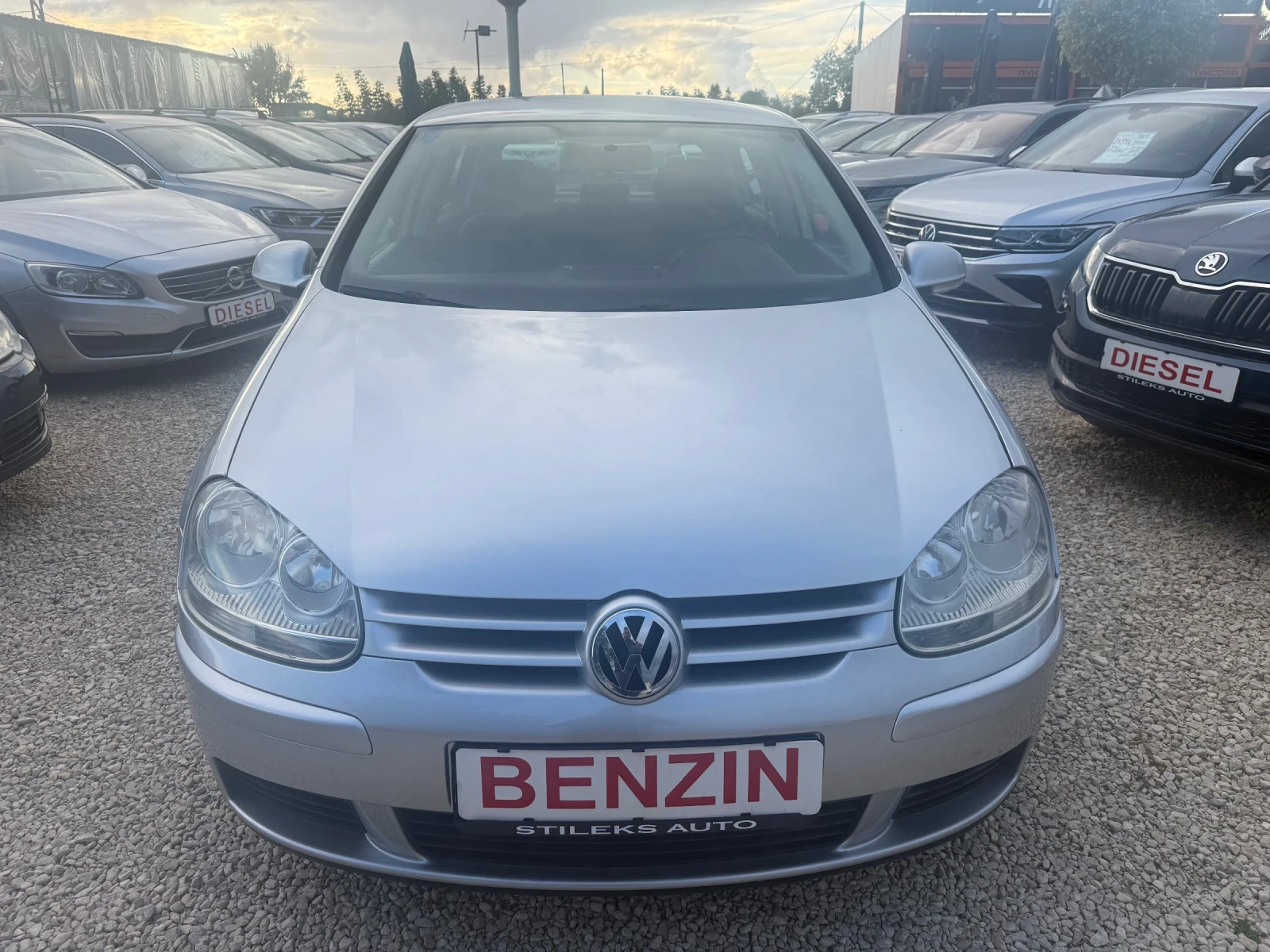 VW Golf 1.6-Газ/Бензин-Италия, снимка 2 - Автомобили и джипове - 56242077