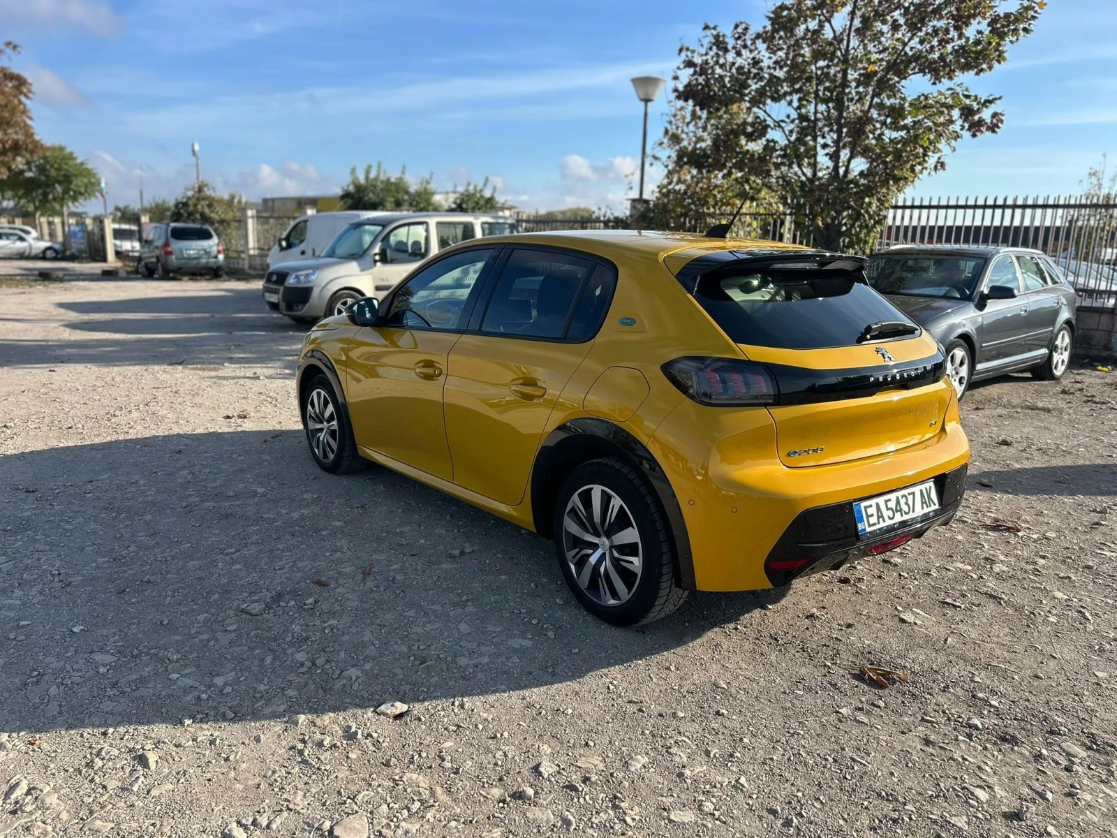 Peugeot 208 GT, снимка 2 - Автомобили и джипове - 56599787