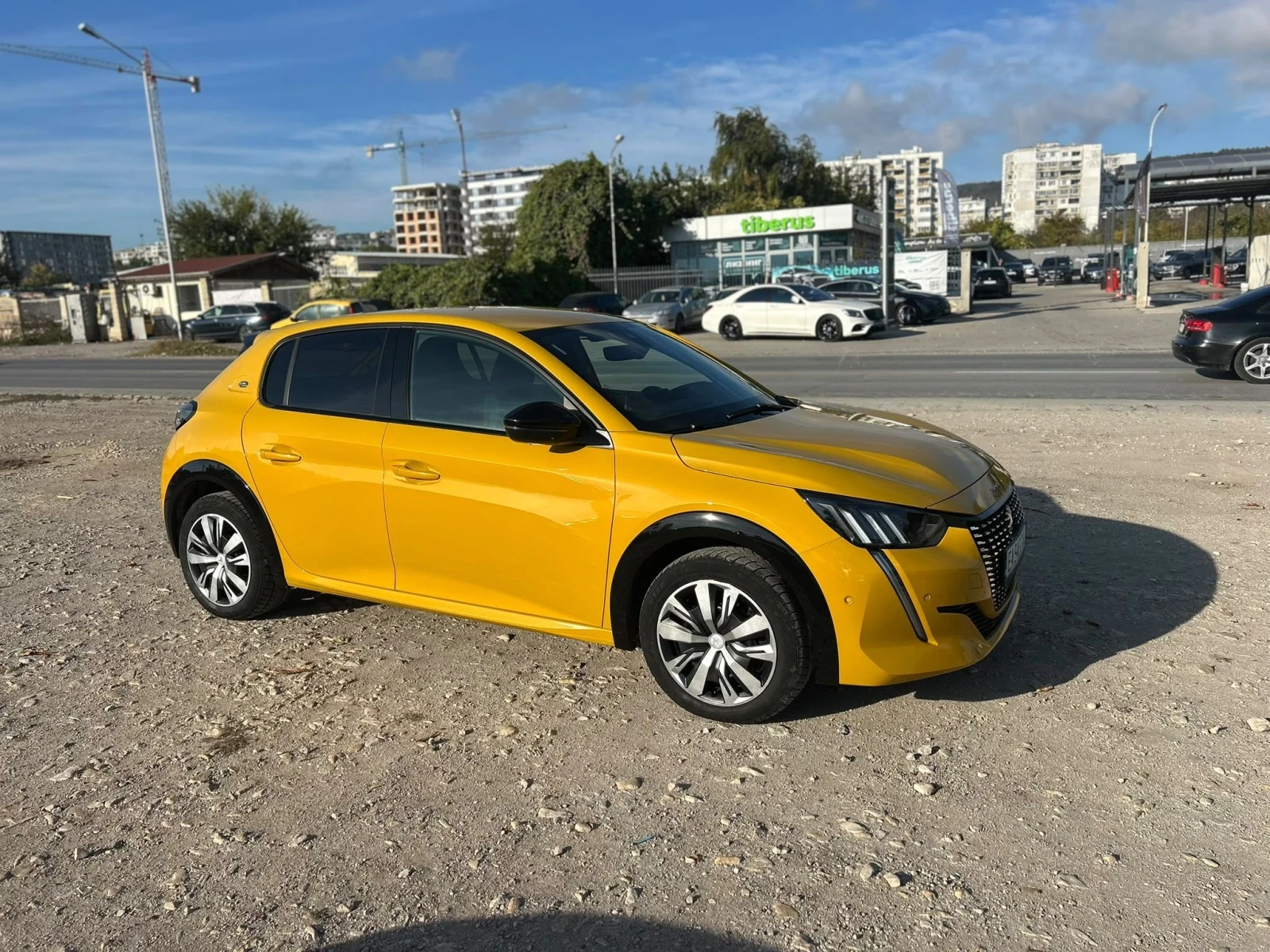 Peugeot 208 GT, снимка 4 - Автомобили и джипове - 56599787