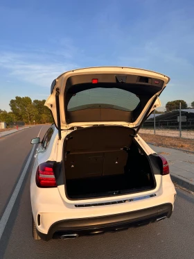 Mercedes-Benz GLA 200, снимка 8