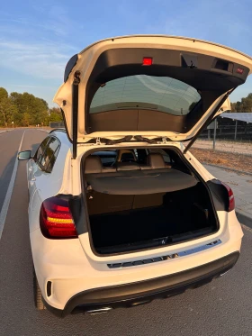 Mercedes-Benz GLA 200, снимка 9