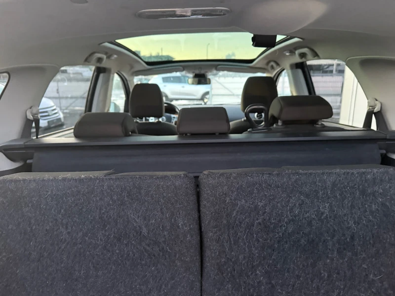 Nissan Qashqai 2.0i 4х4 7места Швейцария, снимка 9 - Автомобили и джипове - 53087122